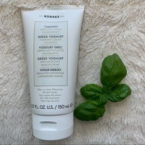 🆕Korres Greek Yogourt Foaming Cream Cleanser